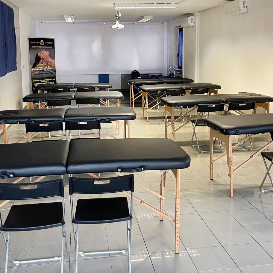 Corsi di massaggio a Torino - Diploma di massaggio Professionale Evolution Academy
