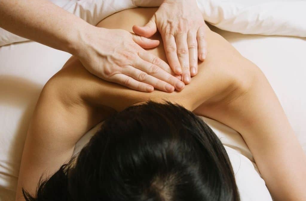Massaggi terapeutici e trattamenti di benessere presso Evolution Academy® Milano.