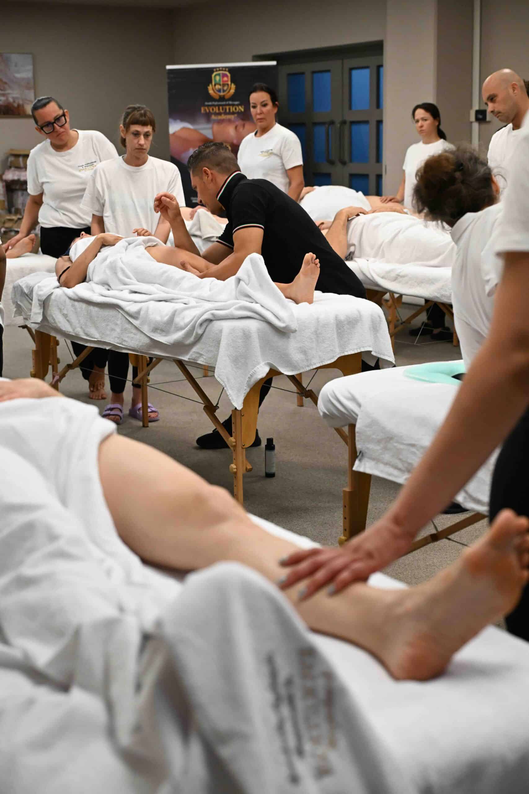 Corso Massaggio Base Genova Evolution Academy®