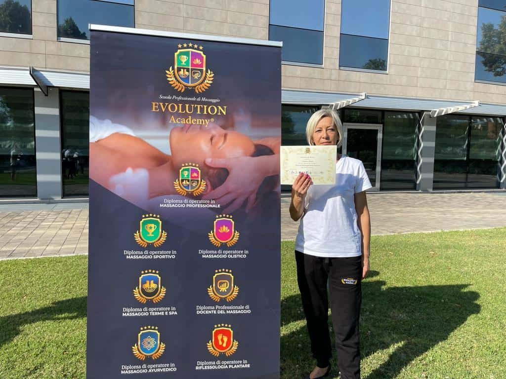 Accademia Evolution, diplomi professionali in massaggi e benessere, certificazioni riconosciute.