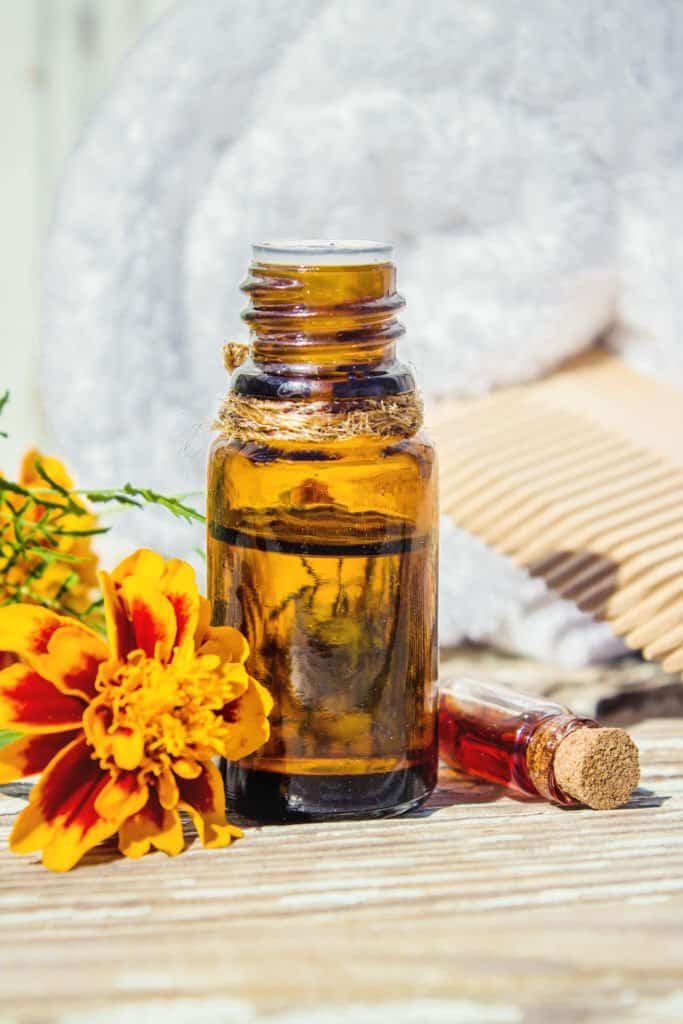 Perché iscriversi al corso di massaggio con oli essenziali a Milano