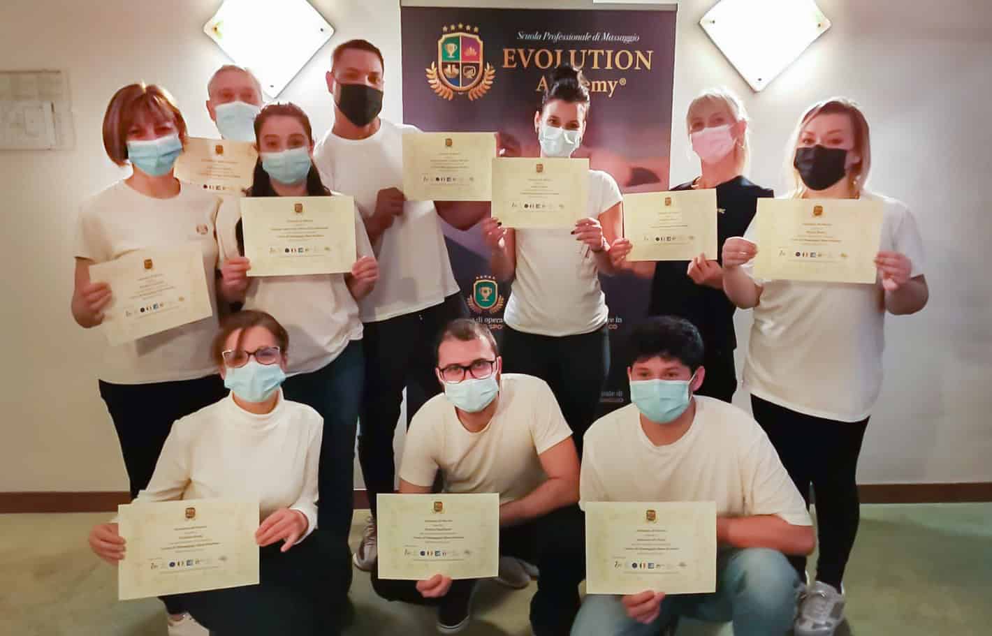 Allievi con gli attestati di merito