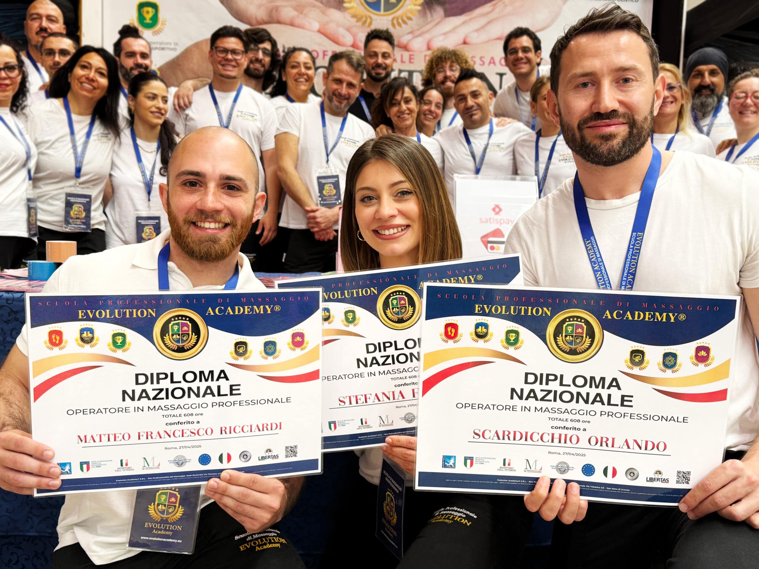 Diploma di massaggiatore professionale, formazione e certificazione Evolution Academy, successo e crescita nel settore del massaggio.