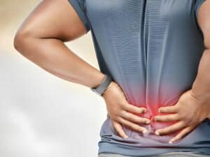 Come liberarsi dal mal di schiena con il potere del massaggio.